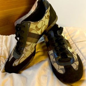 Used Coach Signature dark brown/tan sneakers